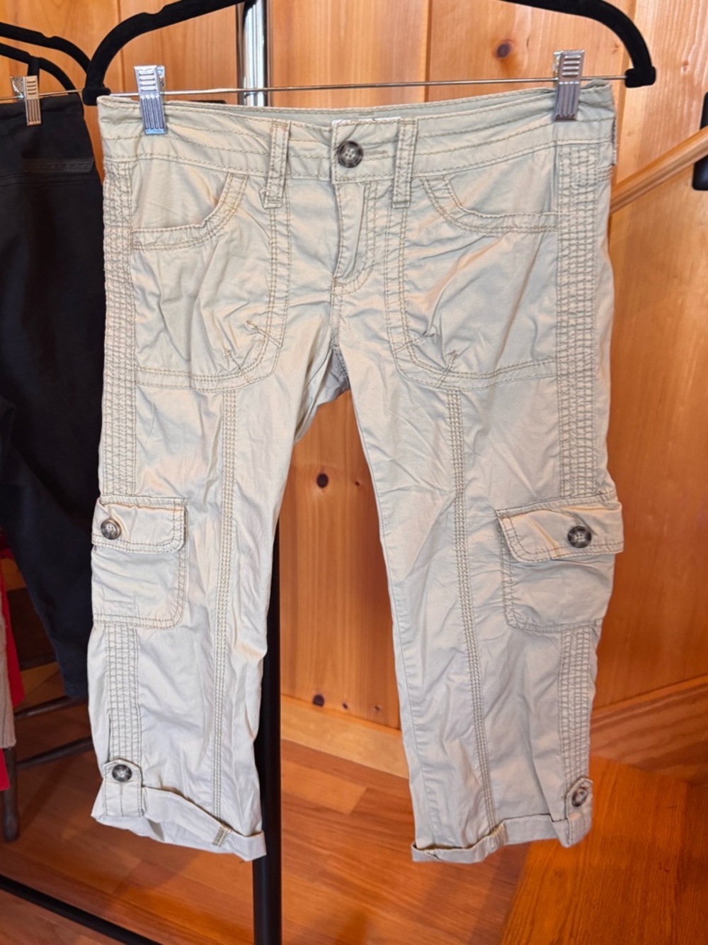 Khaki cropped cargo pants SO size 0